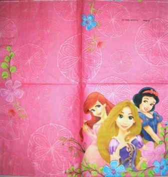 Princesses Ariel, Raiponce et Blanche-neige