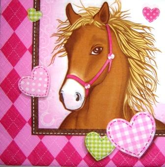 Tête de cheval aux coeurs roses