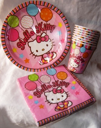 Kit vaisselle jetable Hello Kitty ballons