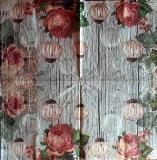 Roses et boules en verre